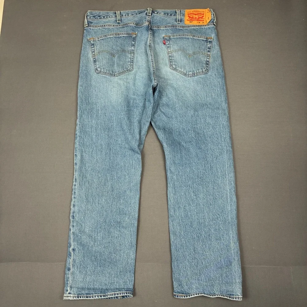 Levi's 501 Button Fly Light Wash Denim Jeans Men's Size 38x29
